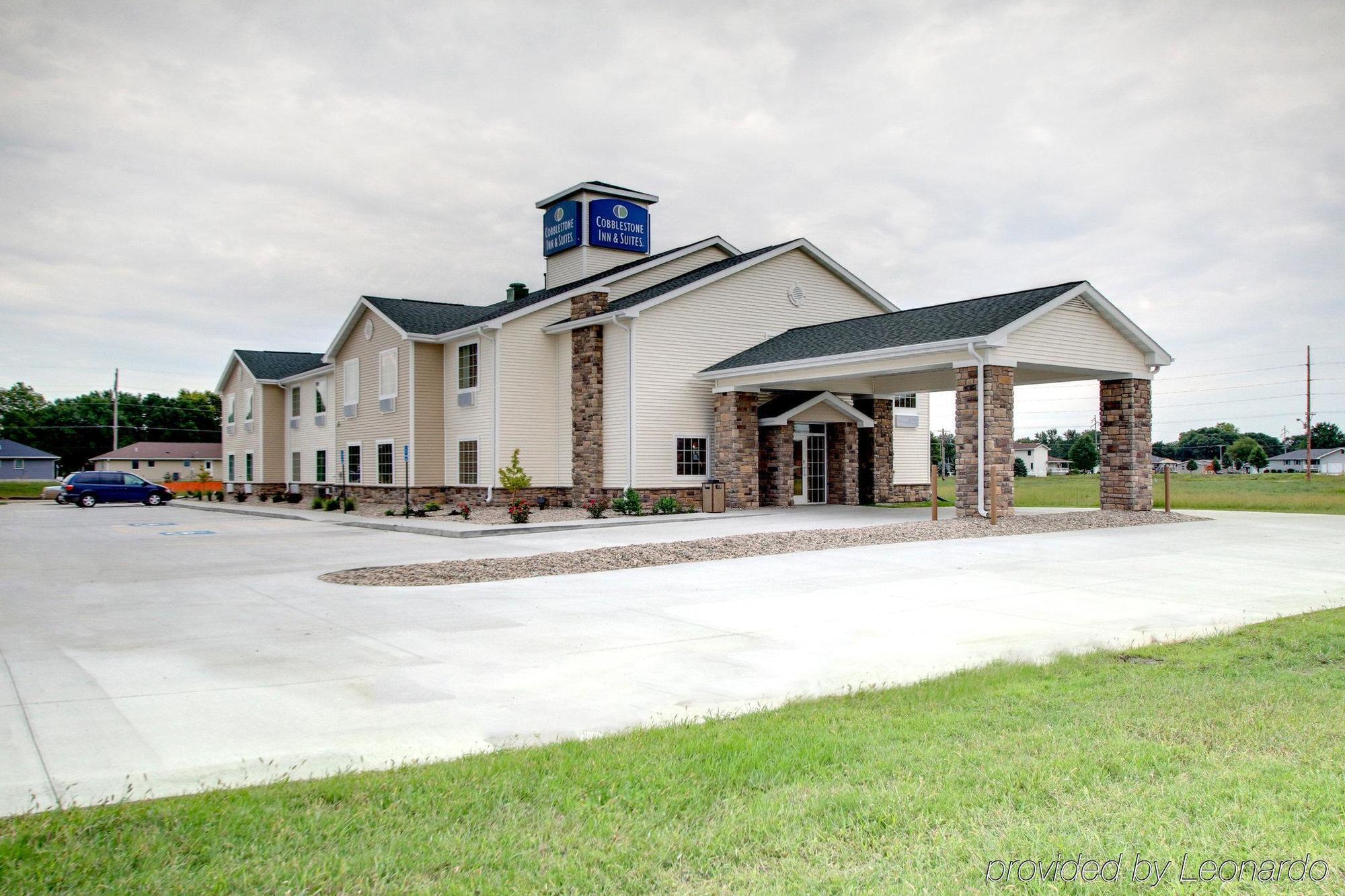 Cobblestone Inn & Suites - Schuyler Exterior foto